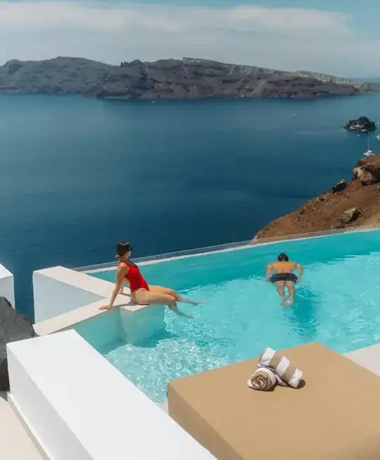 Aura Pool Image